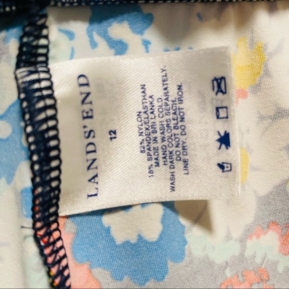 Lands' End Women's Tankini Swimsuit Top 12 - Picture 9 of 9